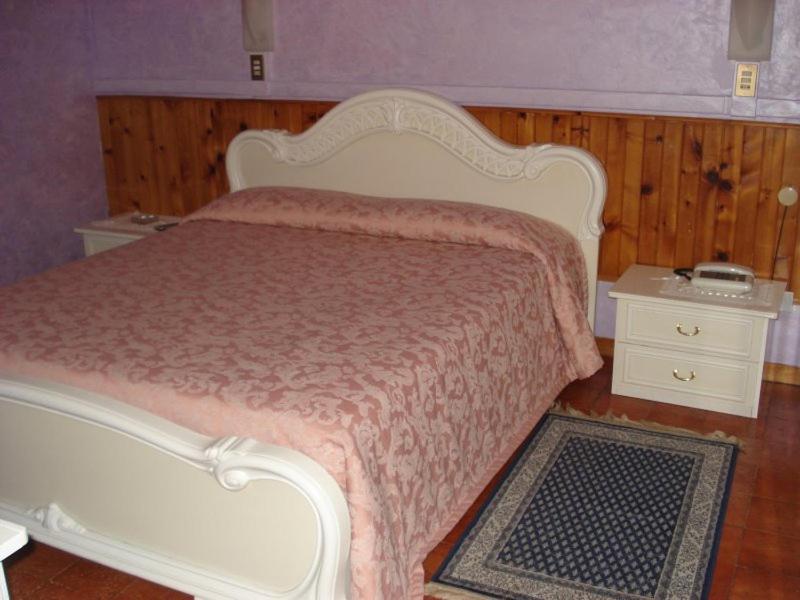 Hotel Ristorante La Nuova Fattoria Carsoli Chambre photo