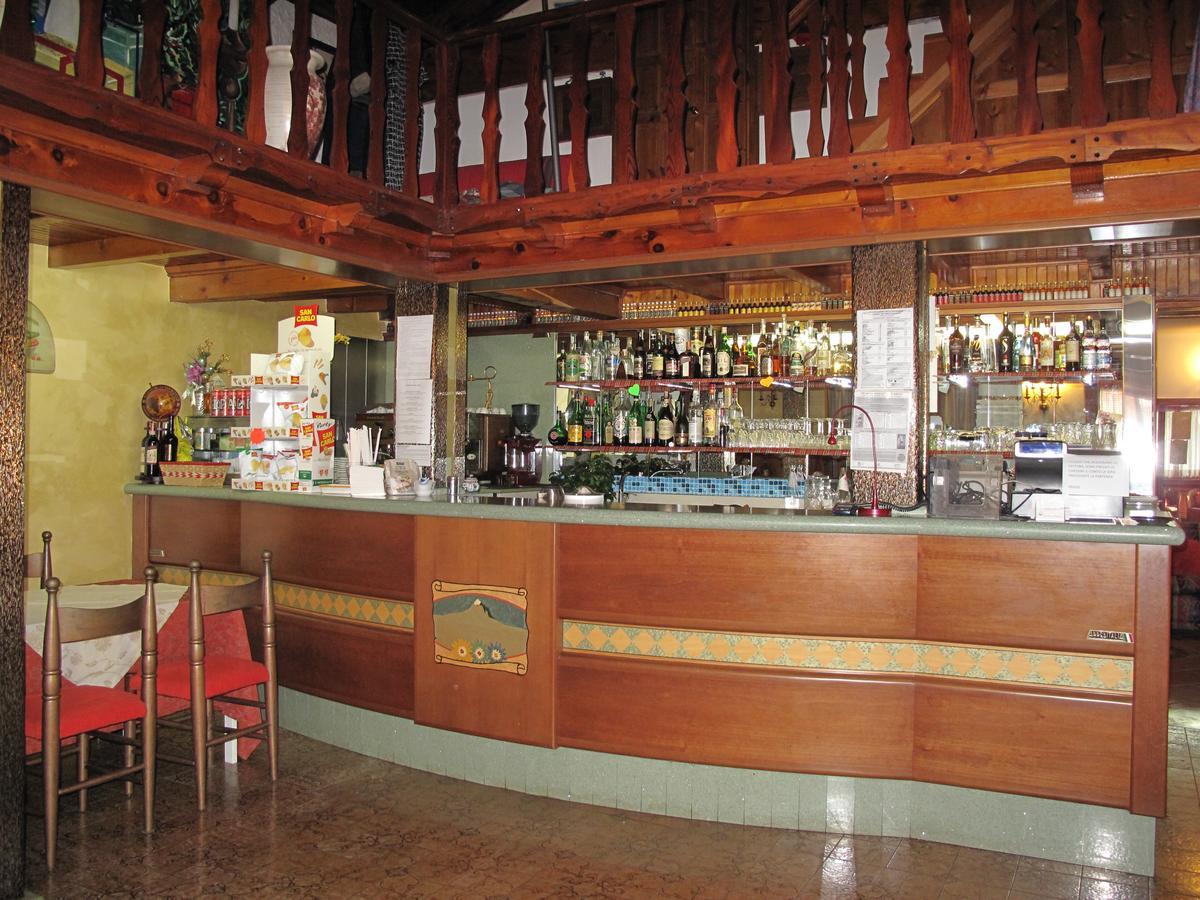Hotel Ristorante La Nuova Fattoria Carsoli Extérieur photo
