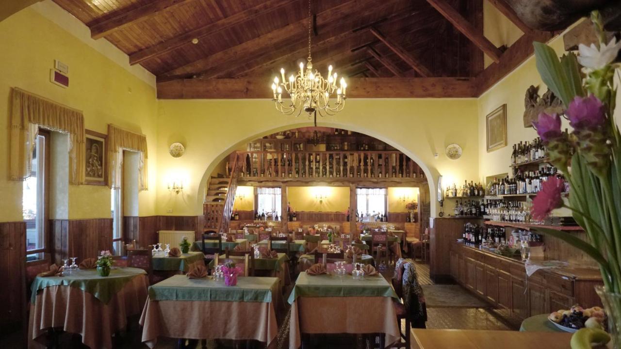 Hotel Ristorante La Nuova Fattoria Carsoli Extérieur photo